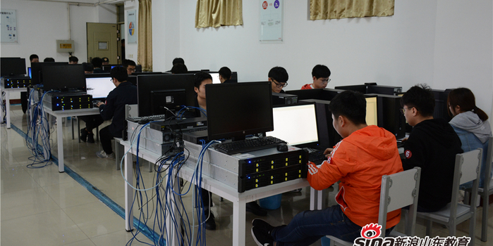 云端競(jìng)技，筑夢(mèng)未來(lái)——2018省職業(yè)院校“云計(jì)算”技能大賽國(guó)賽選拔賽在濟(jì)寧職業(yè)技術(shù)學(xué)院舉行